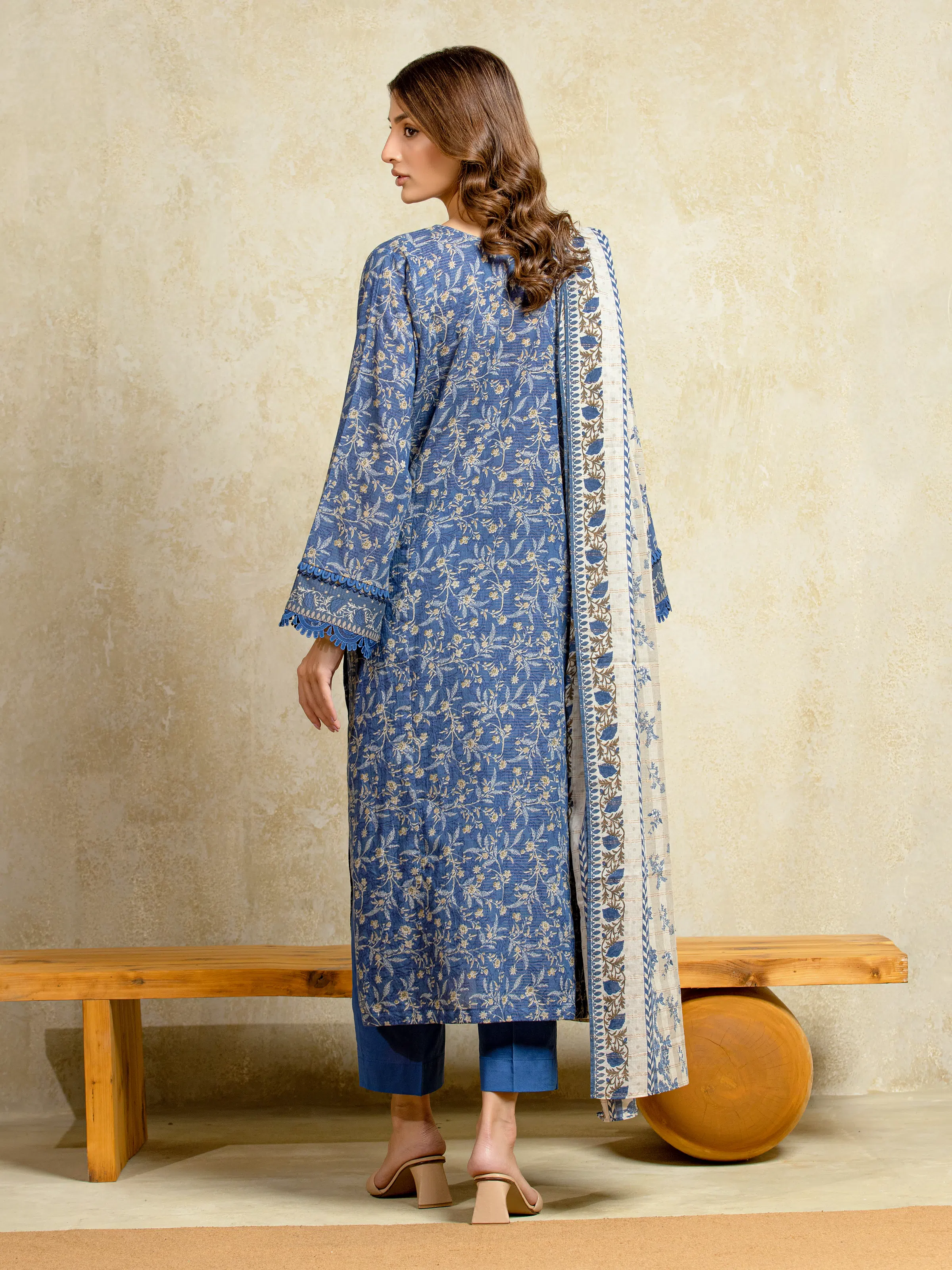 Printed Zari Lawn Suit - EWU5M6-004-3P - Image 6