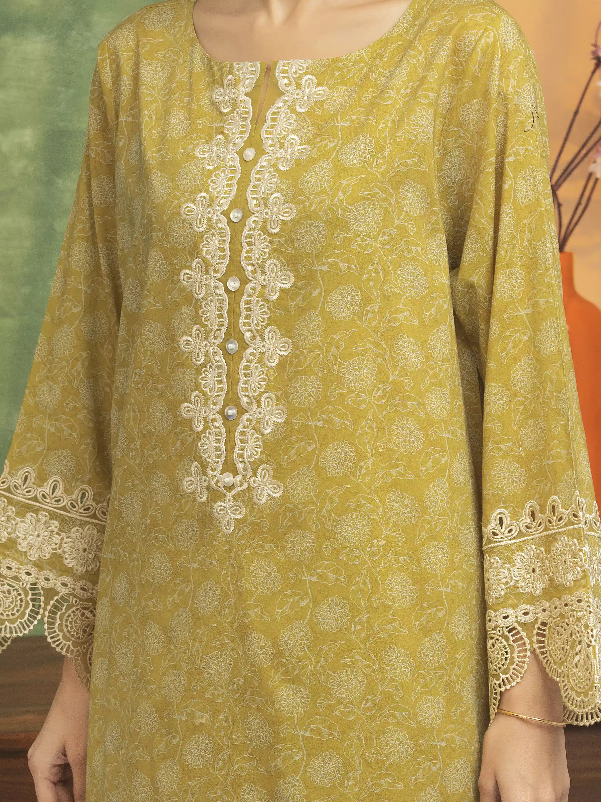 Embroidered Lawn Shirt - EWU5V1-31471S - Image 3