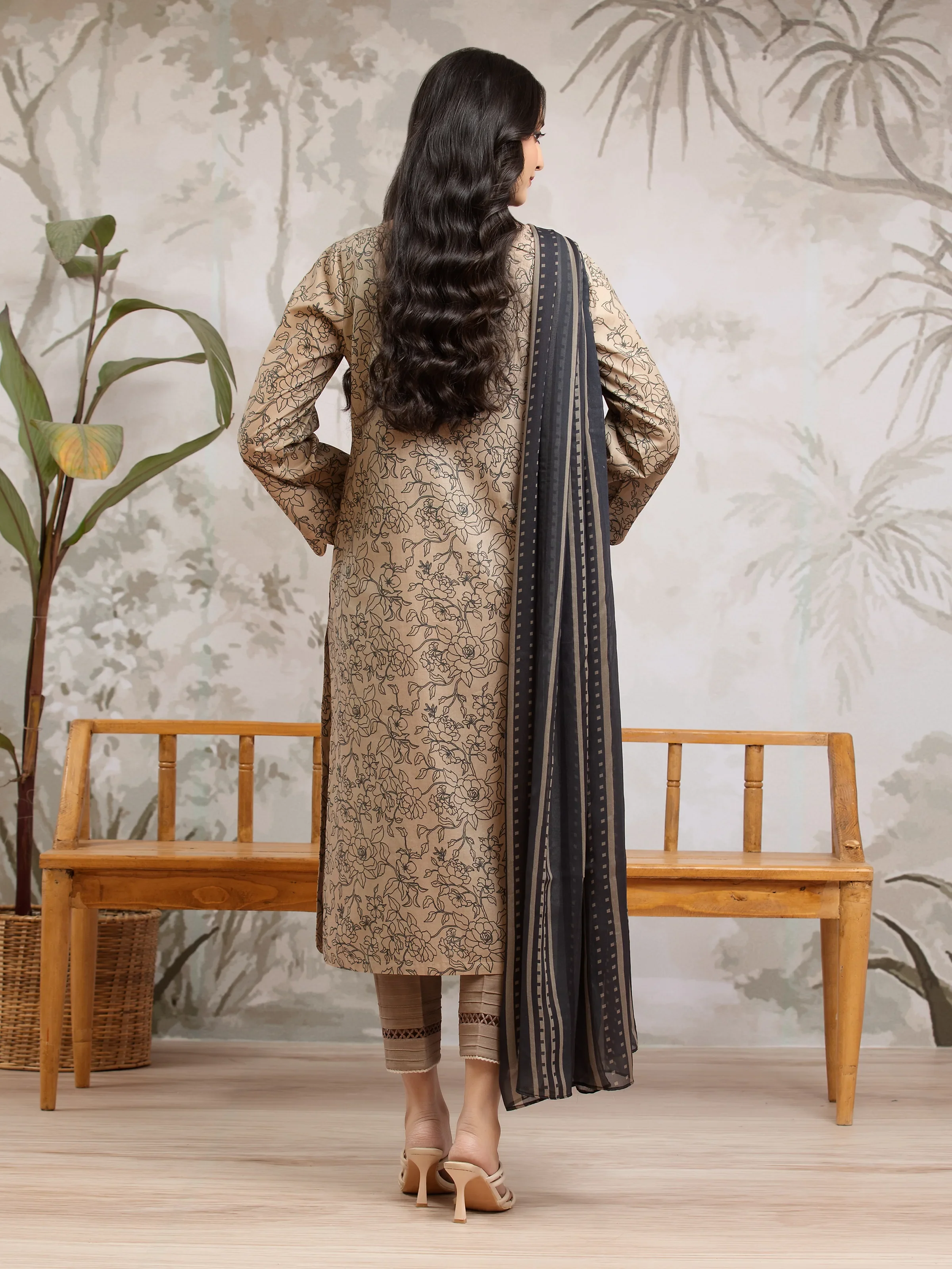 Printed Khaddar Suit - EWU24M2-186 - Image 2