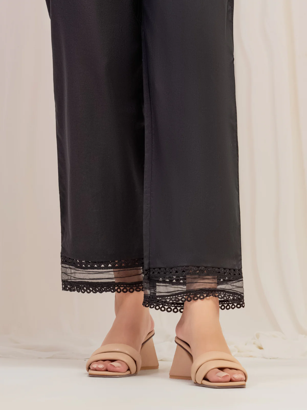 Dyed Cambric Trouser - EWBEB5-76595 - Image 3