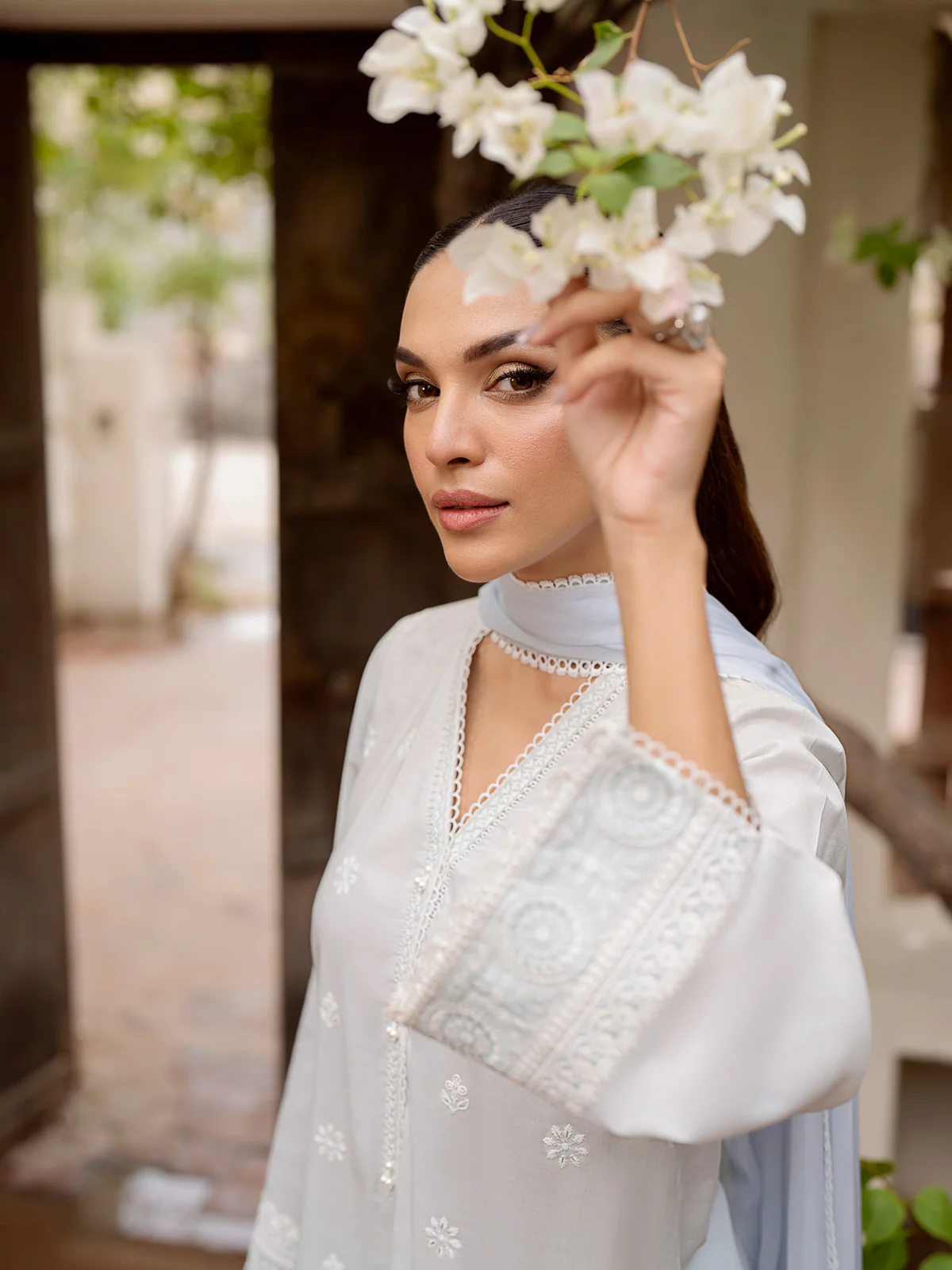 Embroidered Cambric Suit - EWU24V2-28619-3P - Image 2