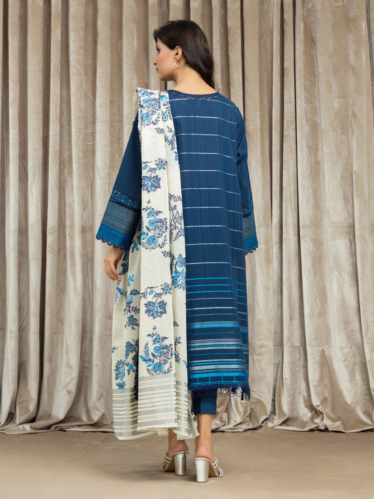 Embroidered Jacquard Suit - EWU24V3-26624-3P - Image 4